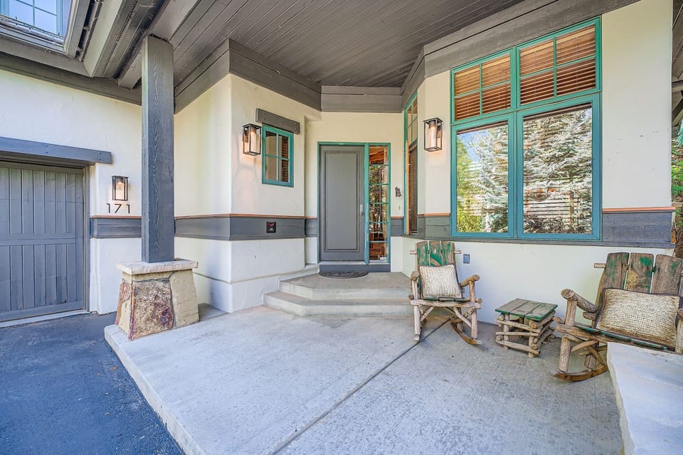 Arrowhead 5 bed-5 bath