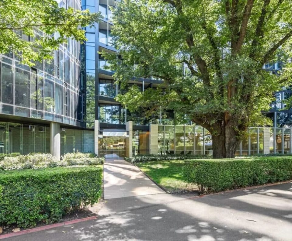 Your modern Melbourne retreat