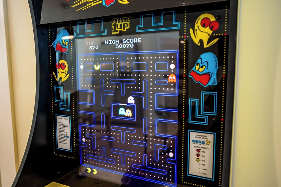 Classic Pac-Man arcade game for fun and retro entertainment.
