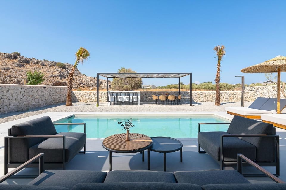 Private pool and terrace