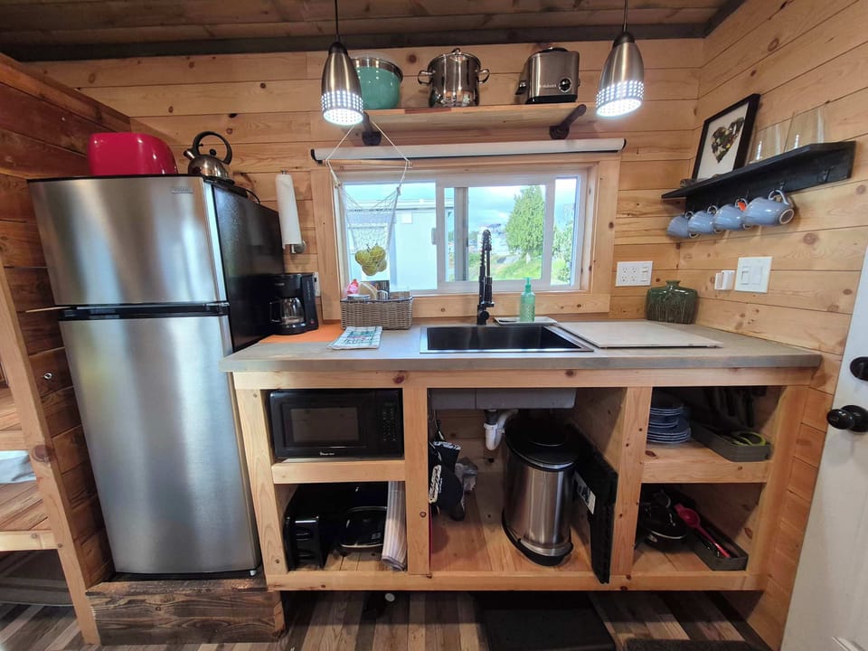 Kitchenette