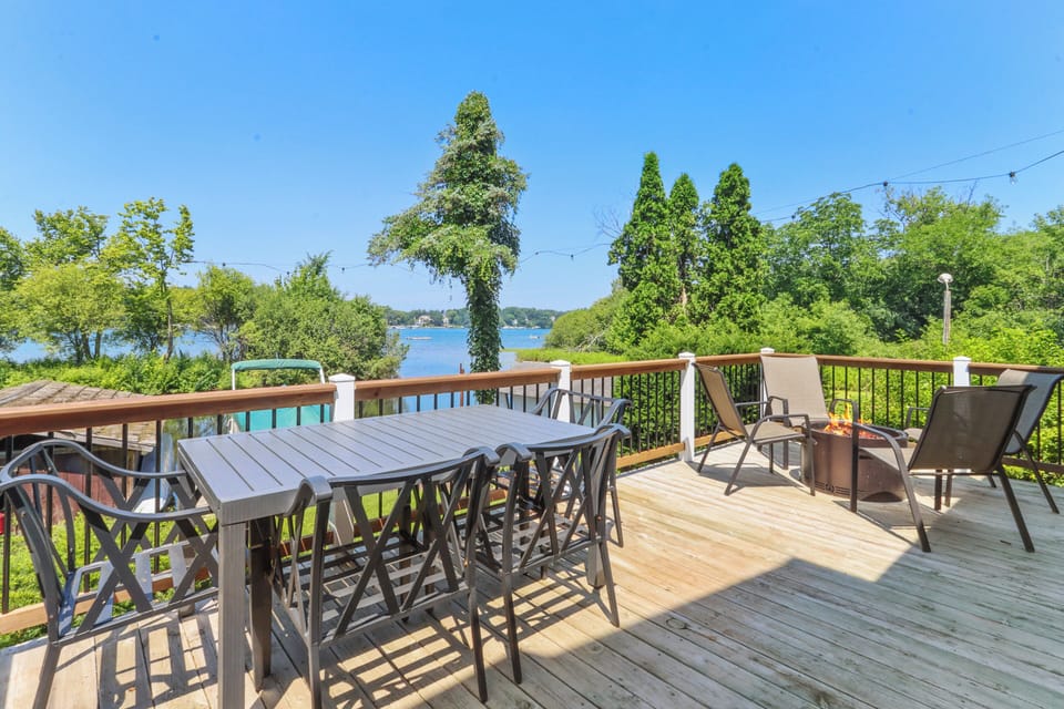 East Troy Vacation Rental | 2BR | 1BA | 900 Sq Ft | Stairs Required