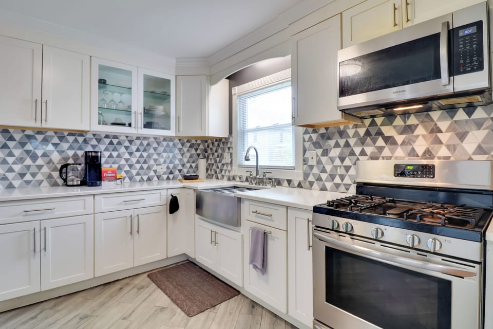 Kitchen | 1st Floor | Keurig | Electric Kettle