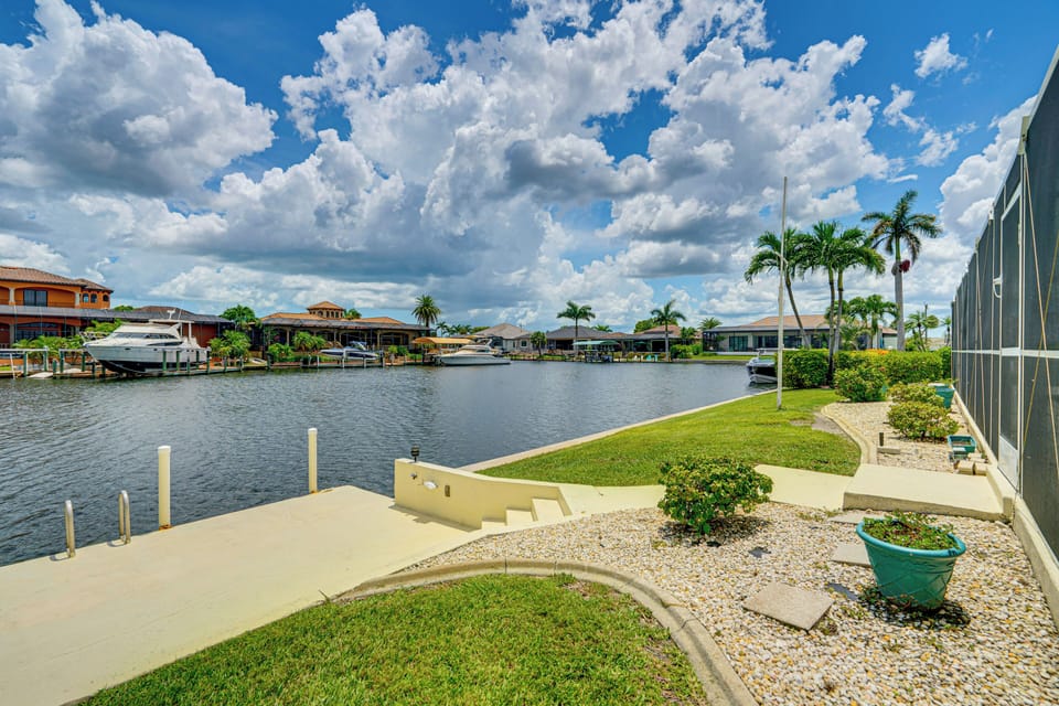 Dock | Yard Space