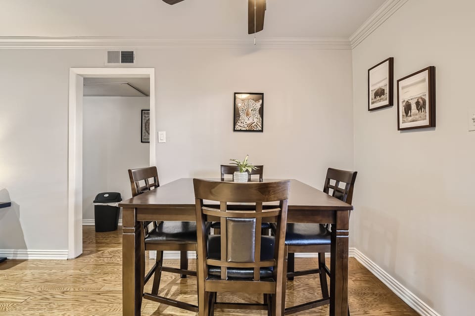 Table talks happen here