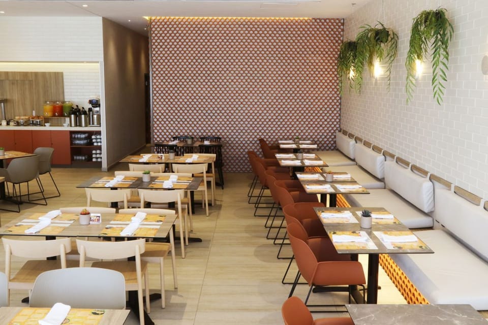 Start your morning with a relaxed breakfast in airy surroundings.
