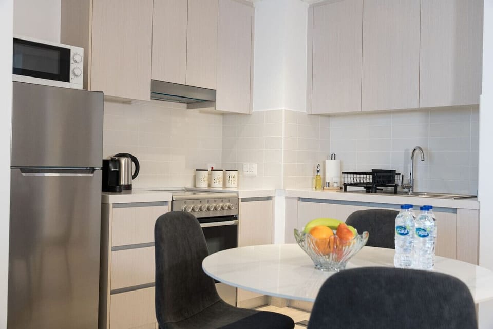 Luxury apartment in Waters Edge, Yas Island, Abu Dhabi, United Arab Emirates. Offering a 5-star feel and experience. Beautifully designed and fitted out.