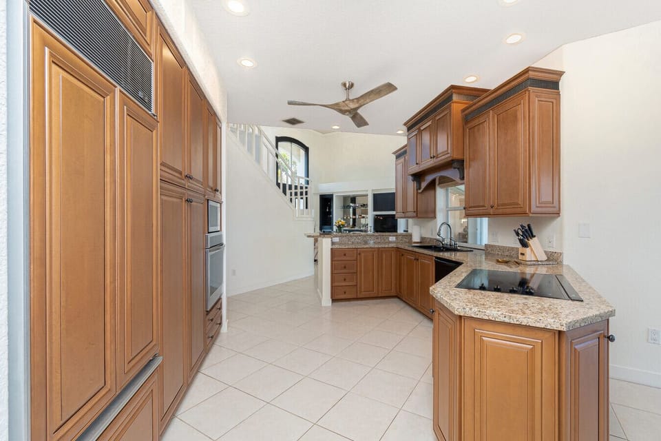 Well-appointed kitchen for everyday meals or feasts
