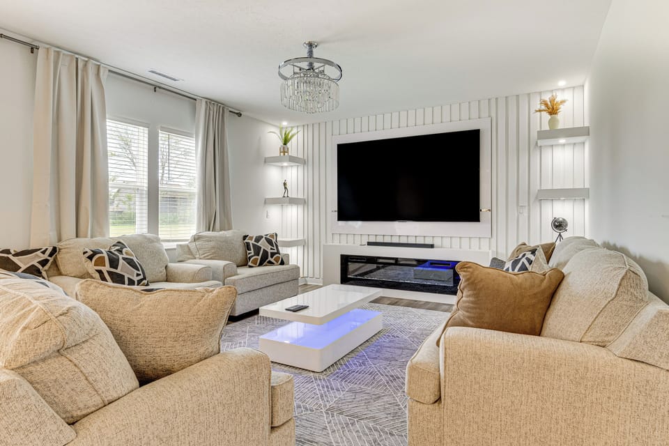 Avon Vacation Rental | 5BR | 3BA | 2 Small Steps Required | 2,856 Sq Ft