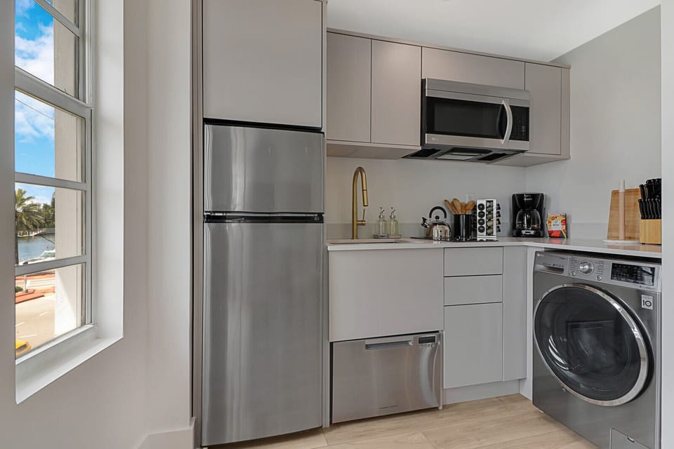 Fully-equipped kitchen