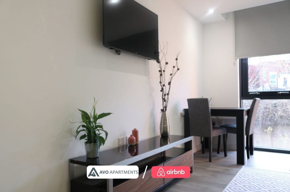 Lounge & dining at Avo Apartments Short Lets & Serviced Accommodation