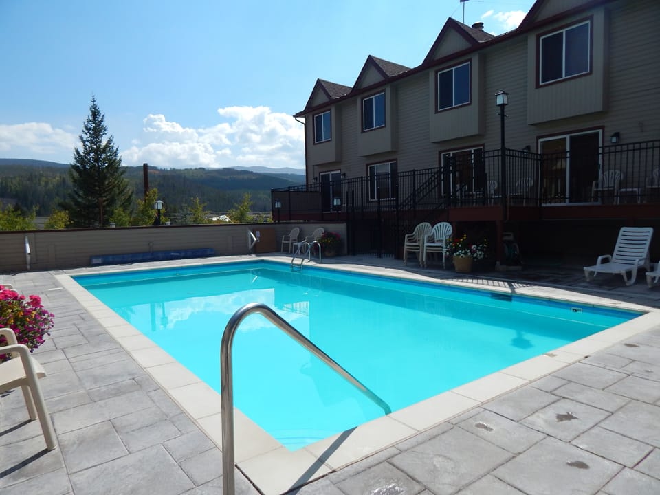 SWP Lions Gate outdoor pool