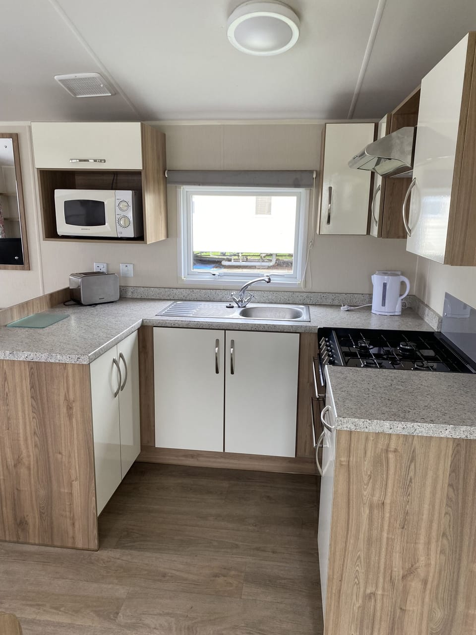 Plot 104 - Kitchen