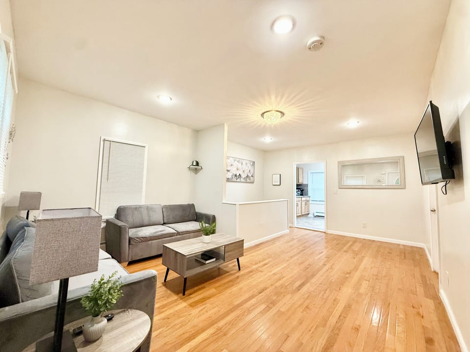 Living Room (3)
