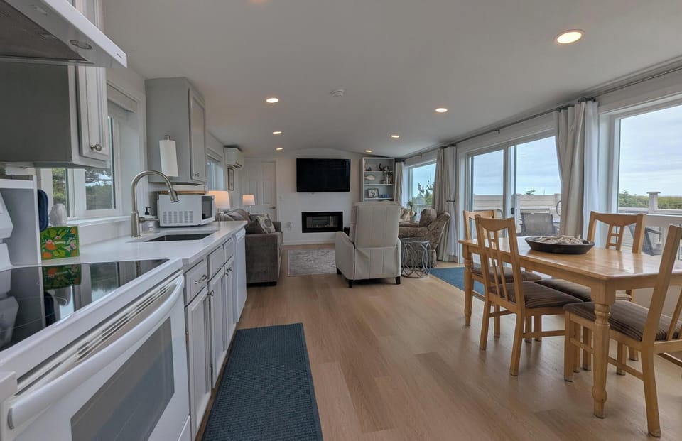Open floor plan - 