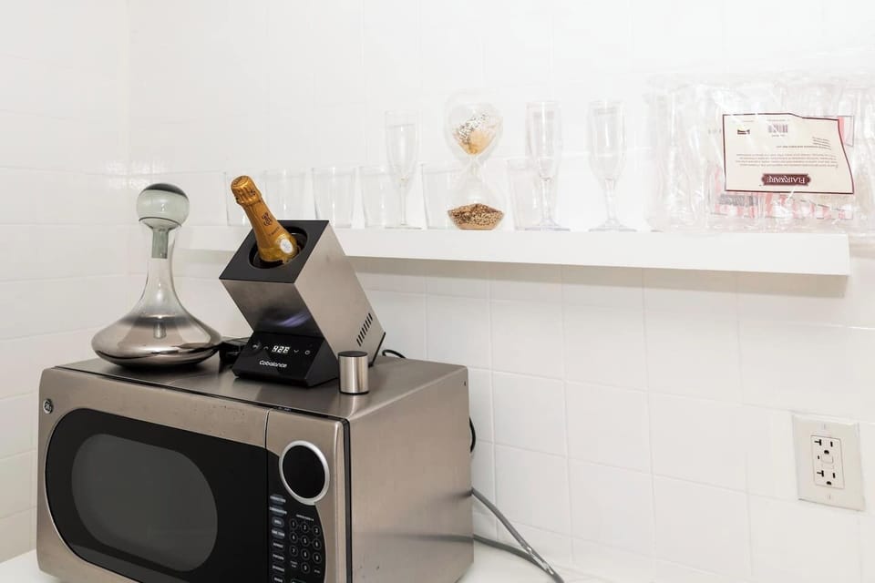 Lux details and amenities .Wine lover's dream!
