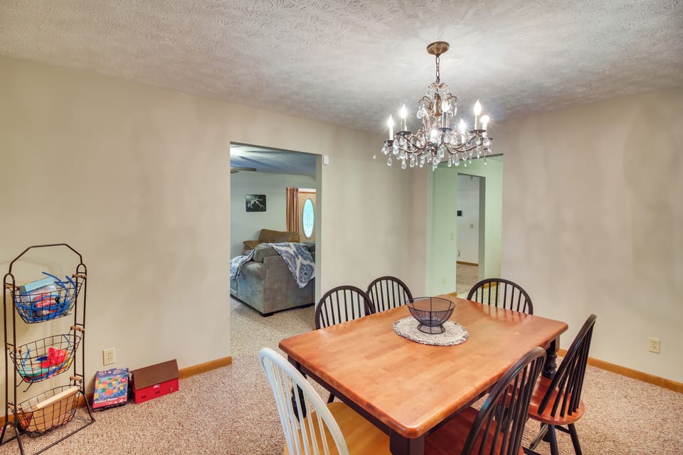 Dining Room | Main Level