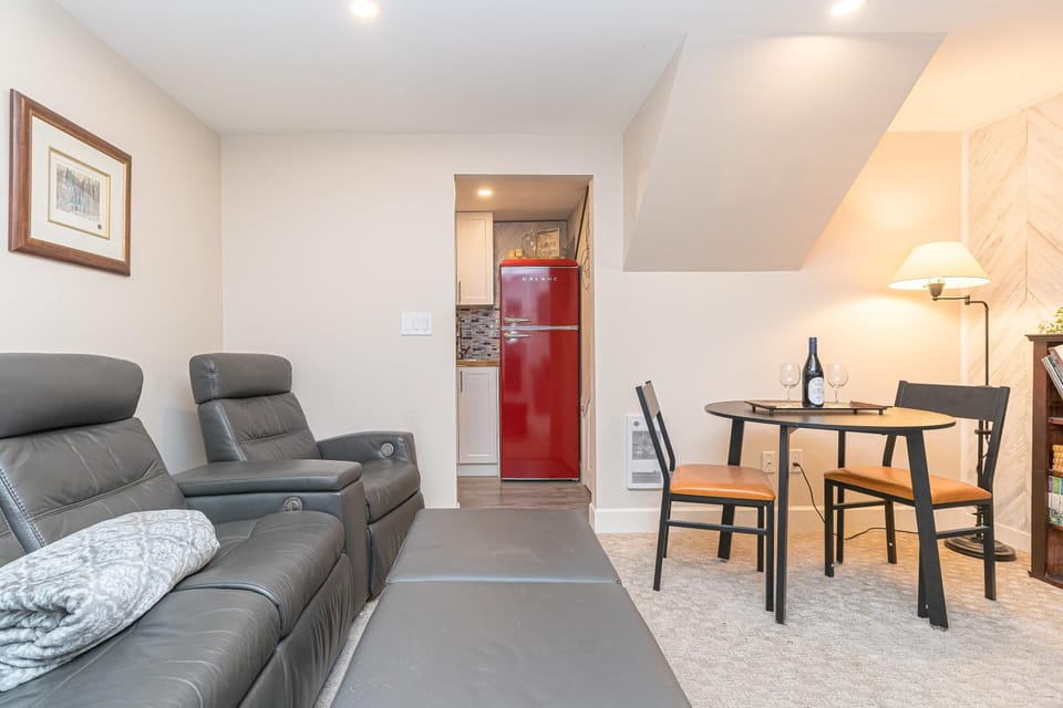Serving you with cozy living area!