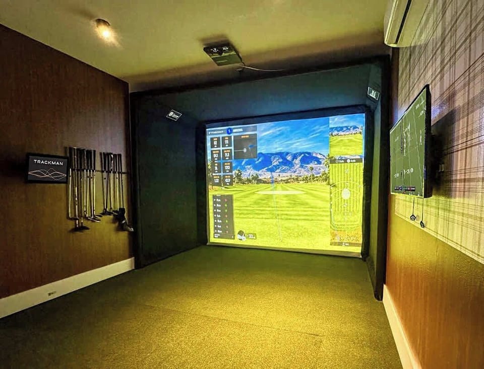 The only home in Encore & Reunion with a professional TrackMan™ iO simulator. Play Pebble, St Andrews, or Augusta from a purpose-built bay with real-time shot tracking — the clubhouse experience, kept at home.