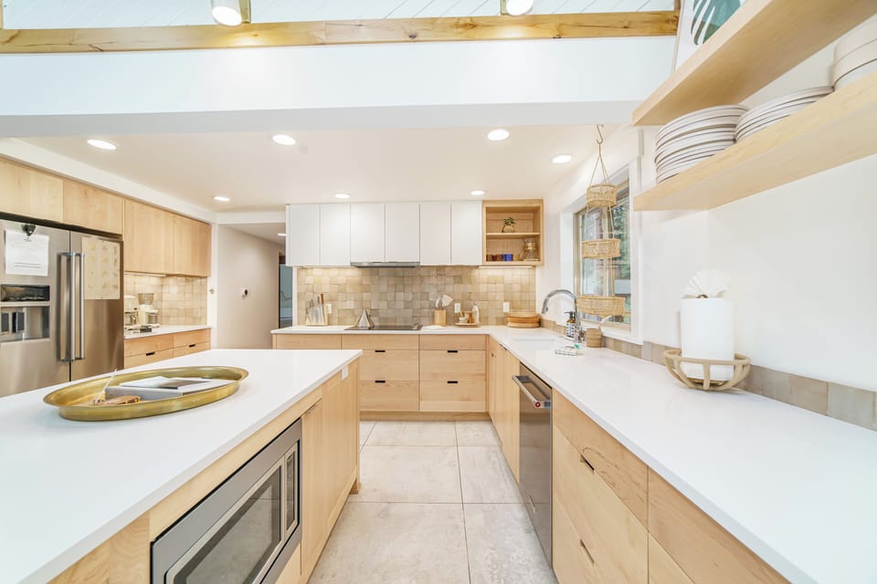 GH28-kitchen
