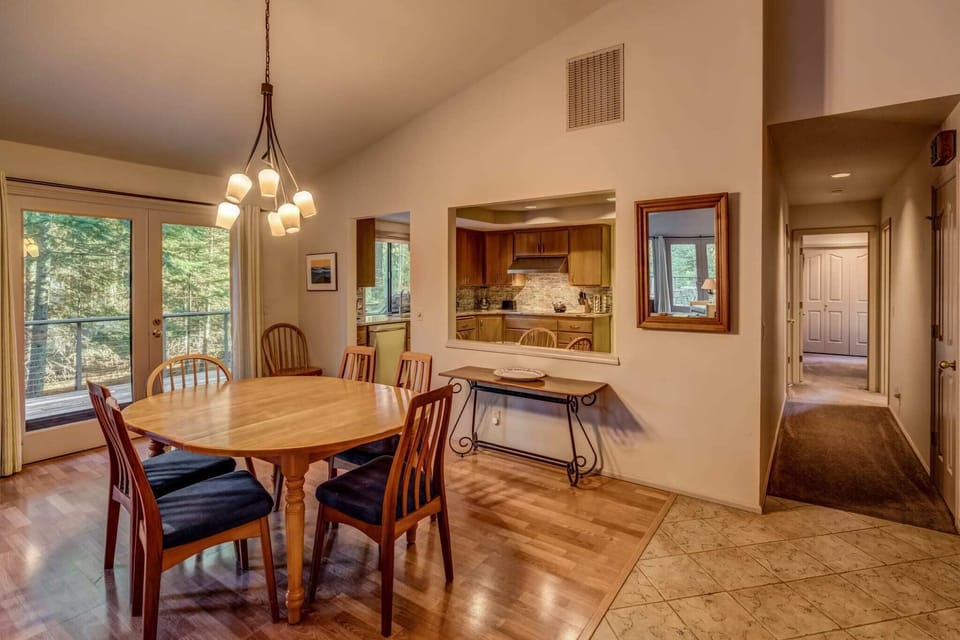 GH-138-Black-Butte-Ranch-OR-97759-Large-05