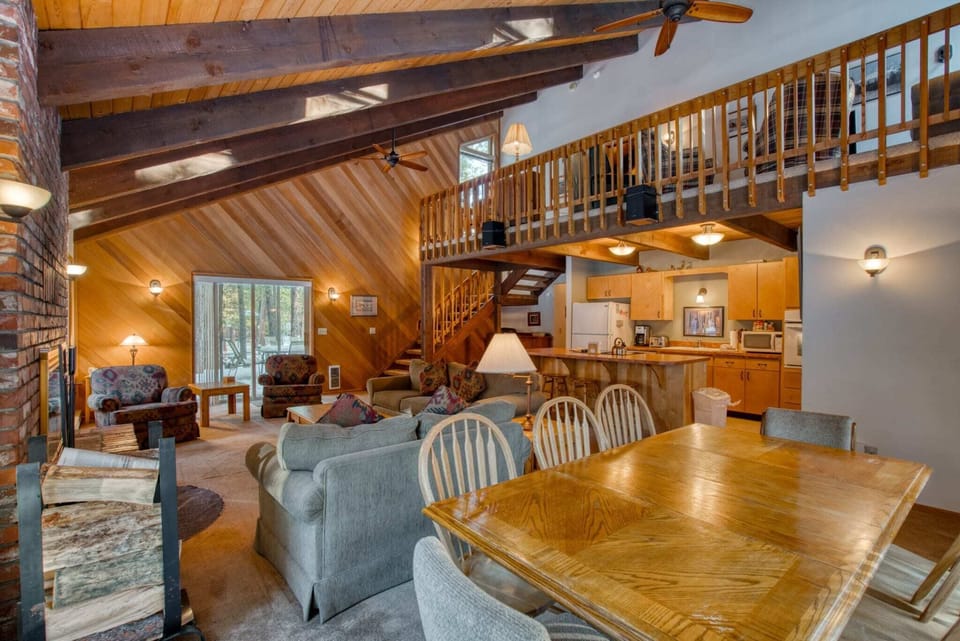 GM-037-Black-Butte-Ranch-OR-97759-Large-9