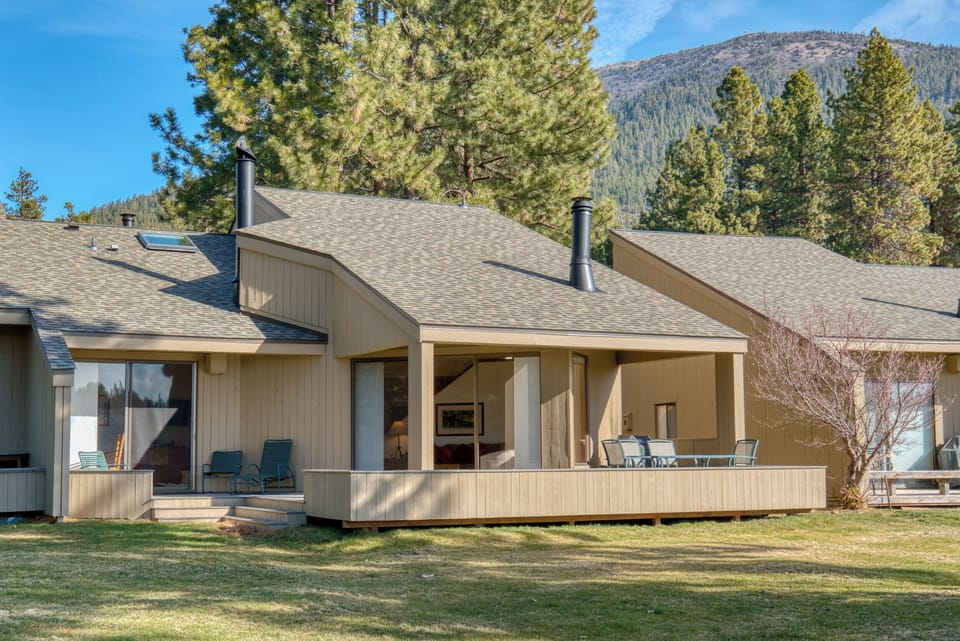 01.LC039 Black Butte Ranch OR 97759 Large-1