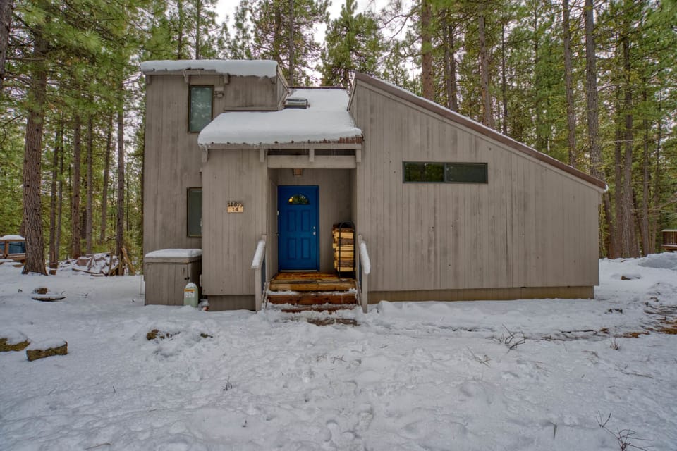 RR-14-Black-Butte-Ranch-OR-97759-1-scaled-1