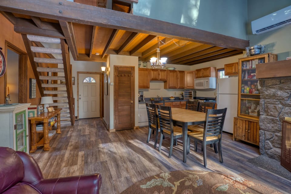 RR-14-Black-Butte-Ranch-OR-97759-7-scaled-1