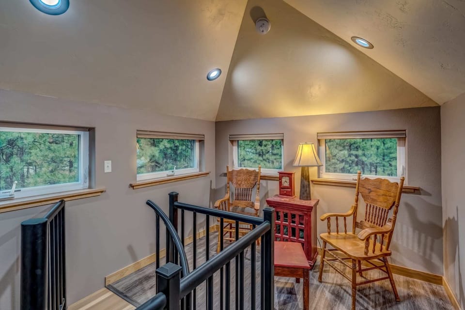 SM-072-Black-Butte-Ranch-OR-97759-Large-015