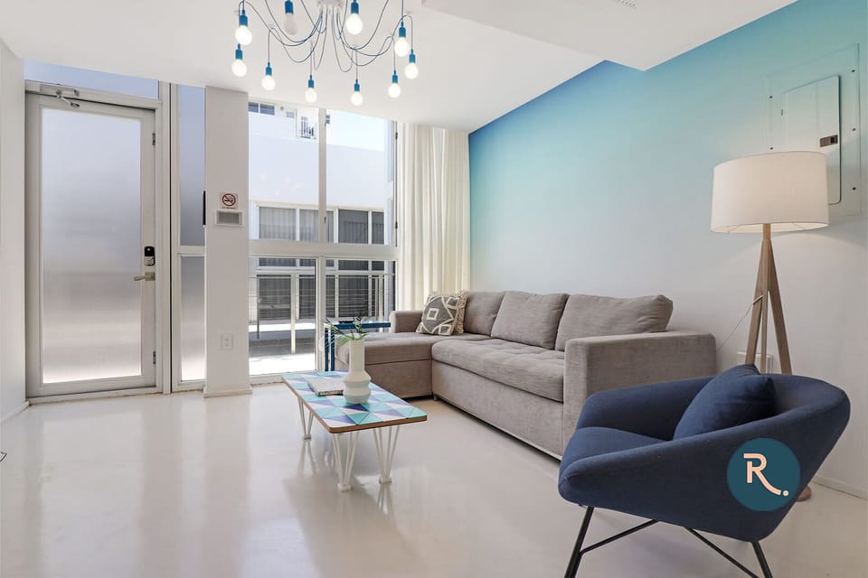 Welcome to 250 Collins by Roami!