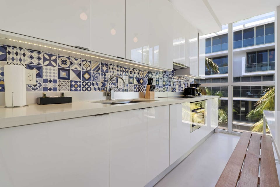 Fully-equipped kitchen