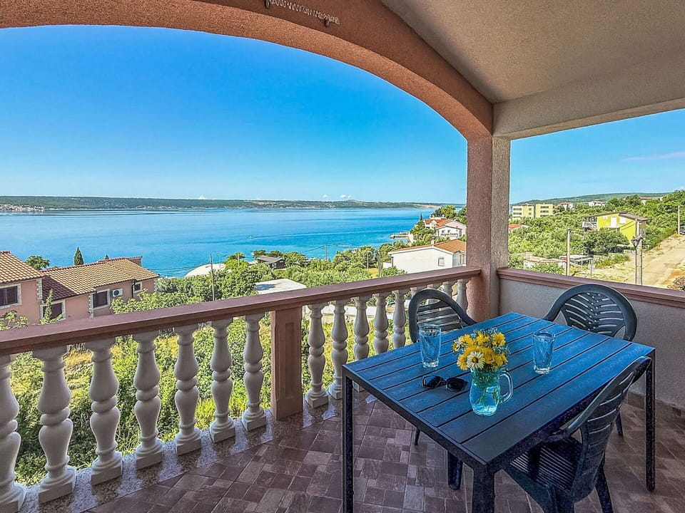 Coastal And Oceanic Landforms, Sea, Coast, Ocean, Resort, Balcony, Resort Town, Bay, Swimming Pool, Eco Hotel