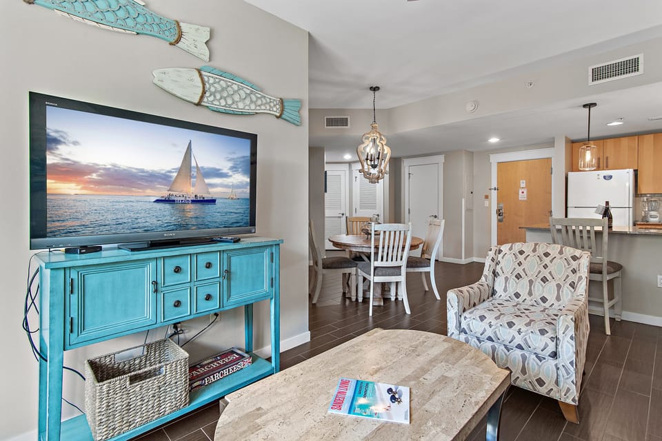 Living room to dining room view