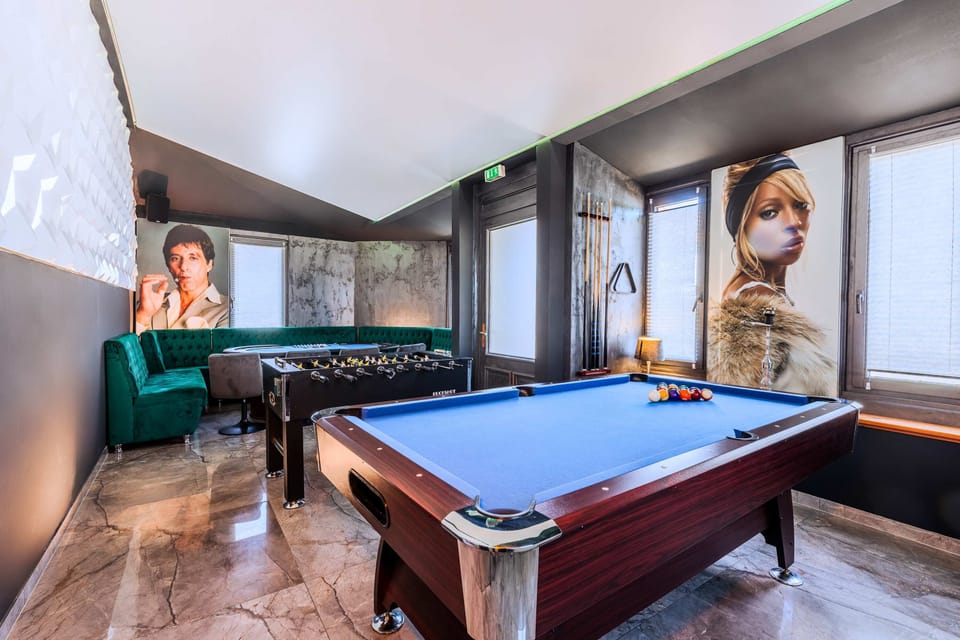 Game room