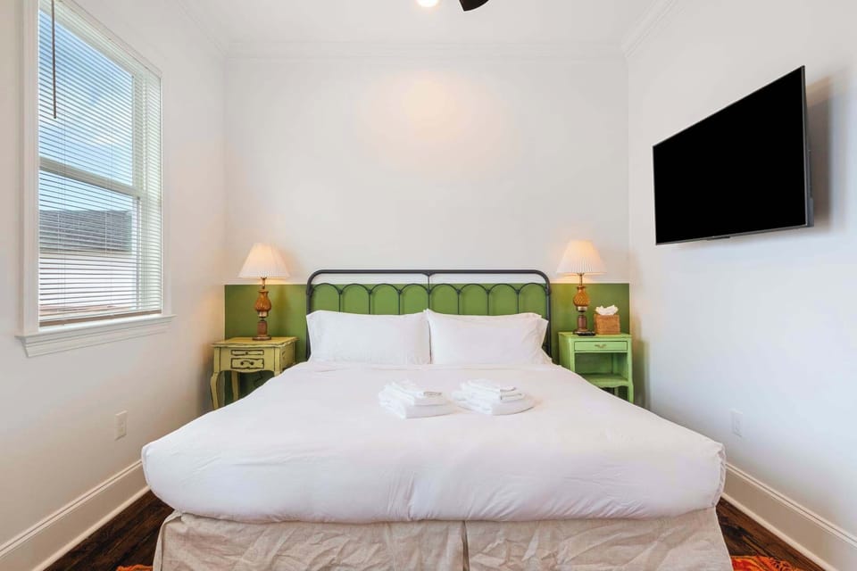 Bedroom 4 Details