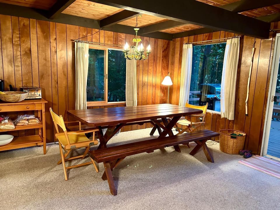 Dining room area