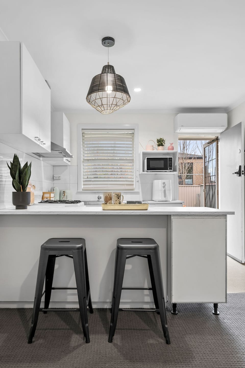 Breakfast Bar