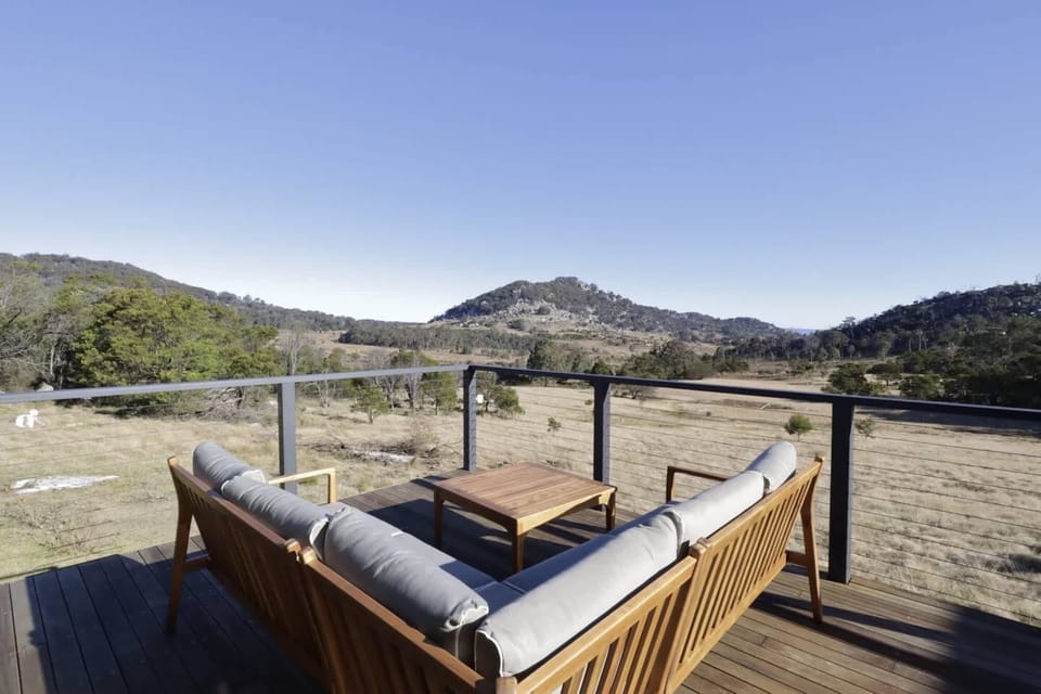 Outdoor deck