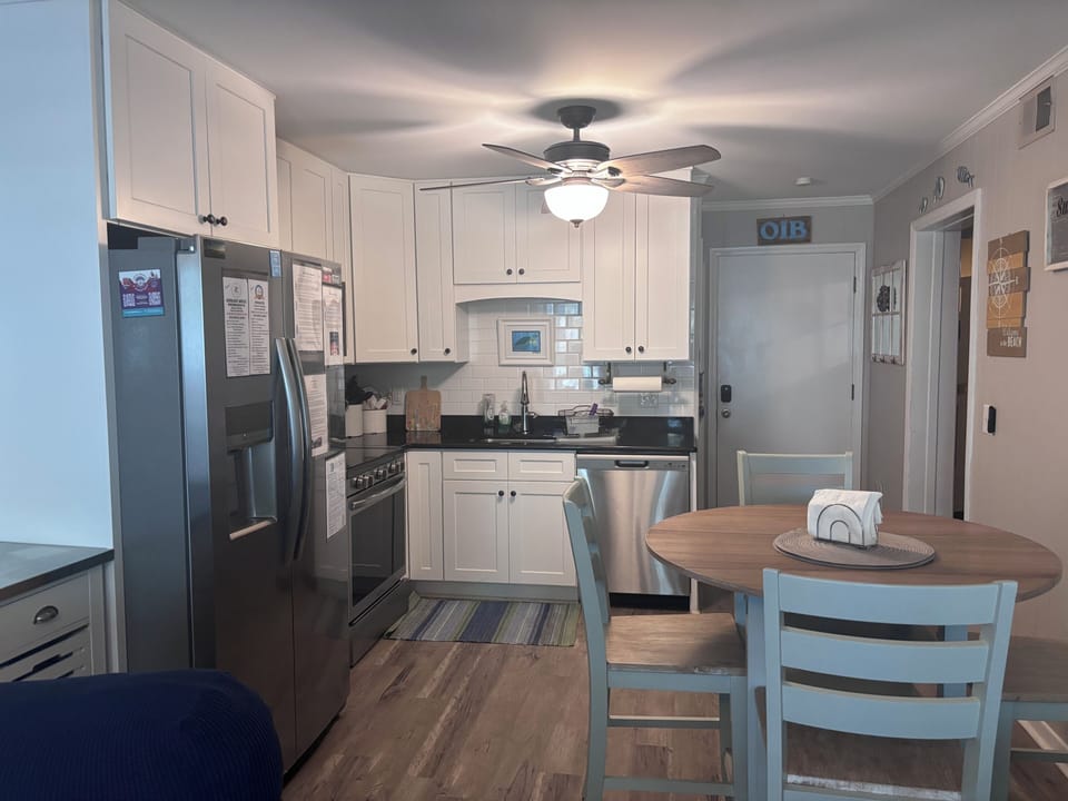 Kitchen/Dining