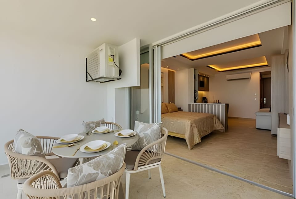 Balcony / Terrace