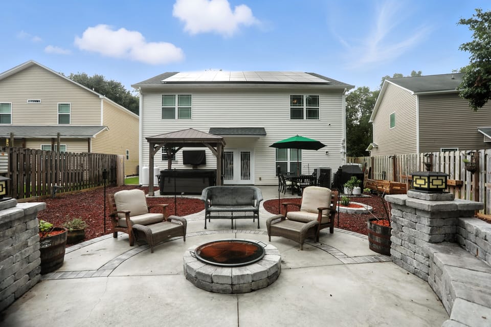 House, Patio, Backyard, Nature, Outdoors