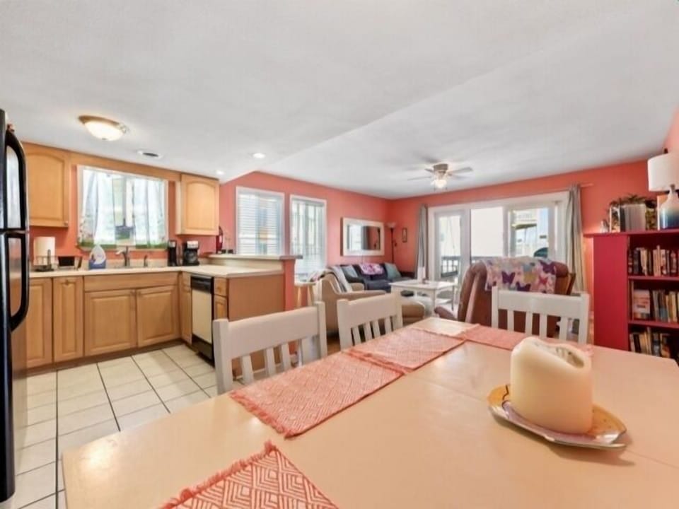 Dining Room, Dining Table, Furniture, Indoors, Table