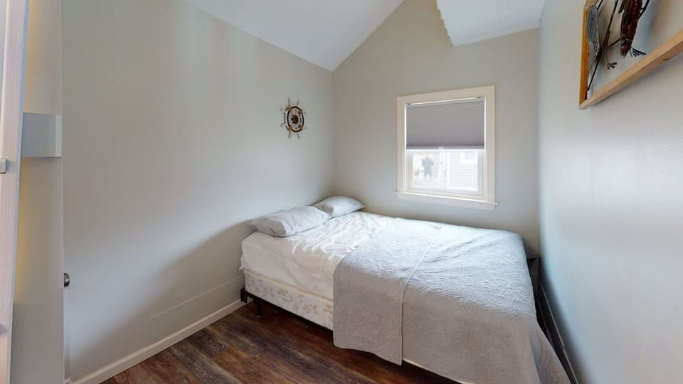 back bedroom