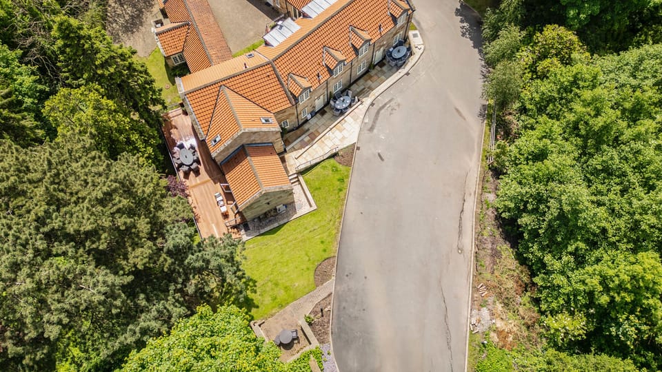 Sandsend Retreats (1)