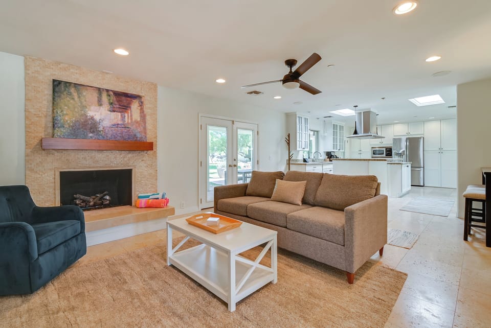 Living Room | Free WiFi | Central Heating & A/C | 2 Queen Sleeper Sofas