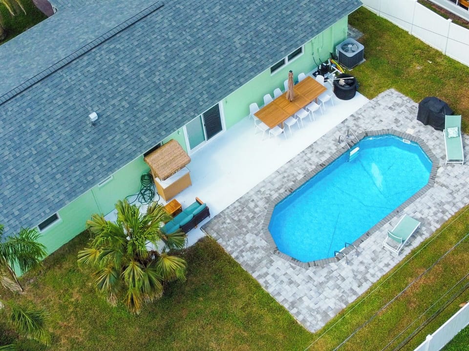 Exterior aerial backyard view