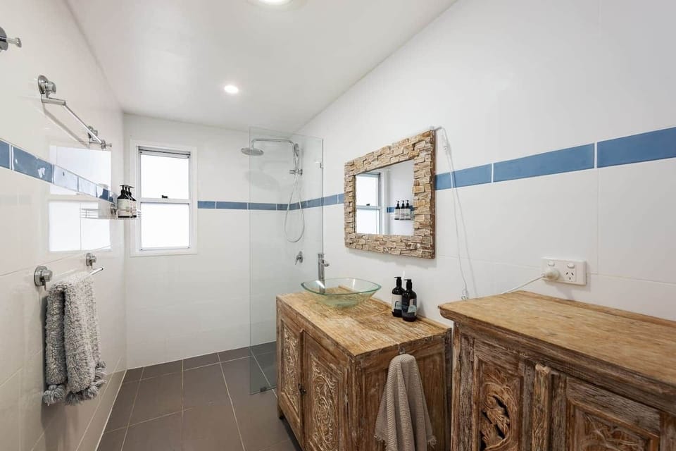 House: Bathroom