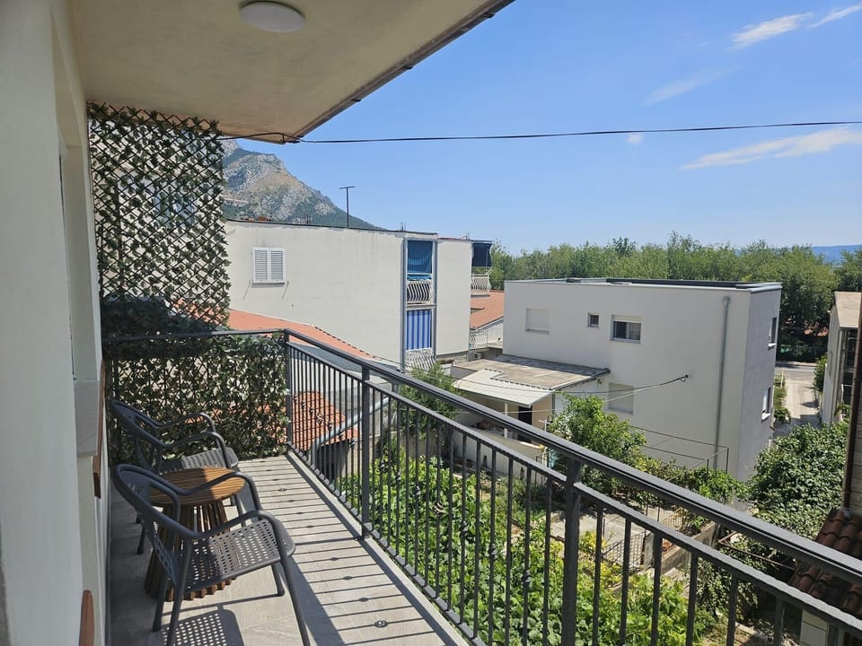 Balcony 1