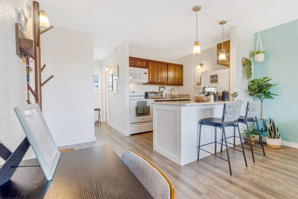 Savor island living in a bright, inviting space.